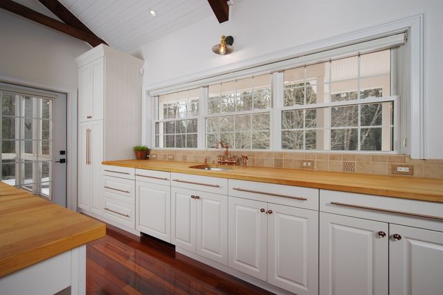 402 Bay Road, Durham, NH 03824