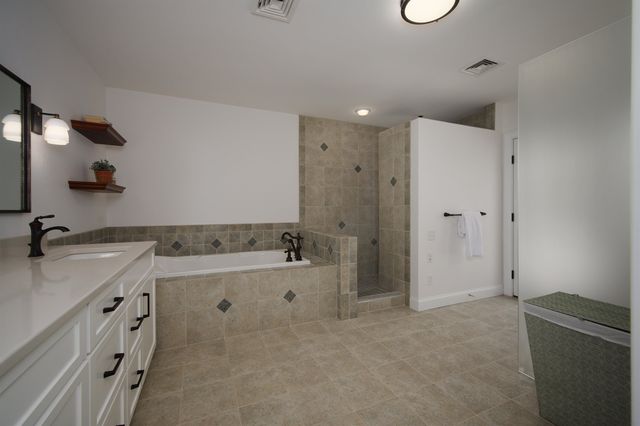 402 Bay Road, Durham, NH 03824