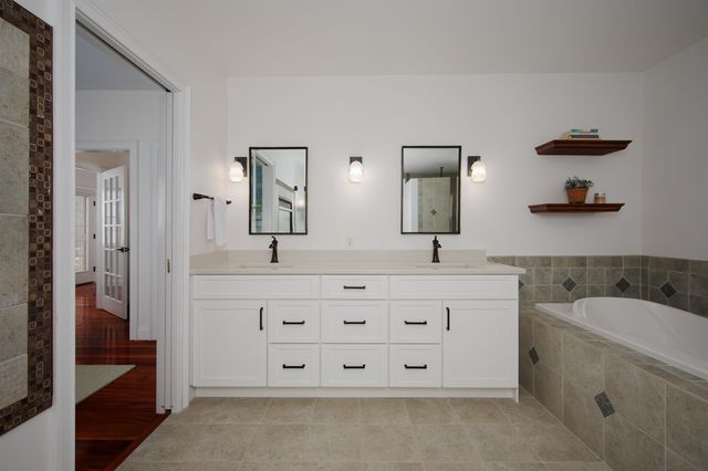 402 Bay Road, Durham, NH 03824