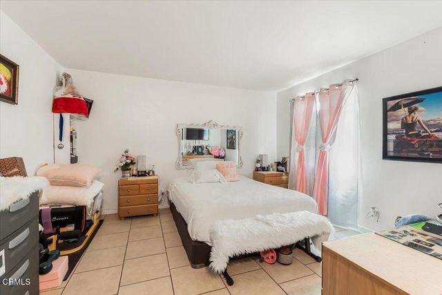 620 W Gonzales Road D, Oxnard, CA 93036