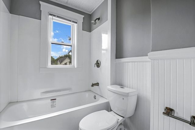 14 Coleman 2, Gardner, MA 01440