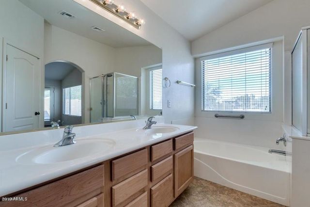 42376 W CHISHOLM Drive, Maricopa, AZ 85138