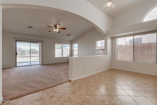 42376 W CHISHOLM Drive, Maricopa, AZ 85138