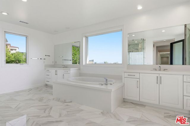 20448 W Liverpool Way, Porter Ranch (los Angeles), CA 91326