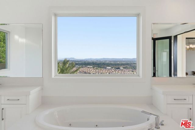 20448 W Liverpool Way, Porter Ranch (los Angeles), CA 91326