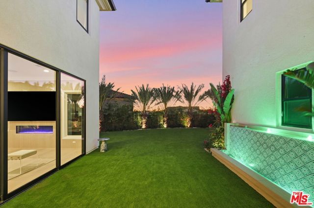 20448 W Liverpool Way, Porter Ranch (los Angeles), CA 91326