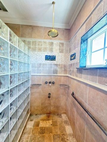203 Francis Cove, Surfside Beach, TX 77541