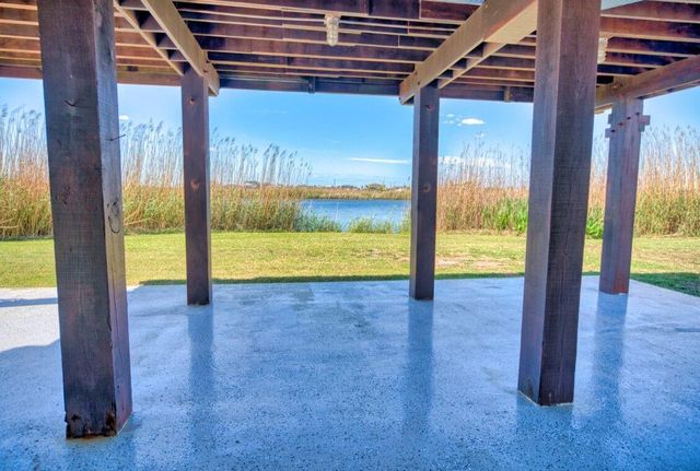 203 Francis Cove, Surfside Beach, TX 77541