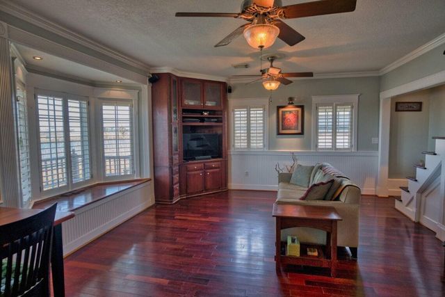 203 Francis Cove, Surfside Beach, TX 77541