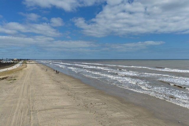 203 Francis Cove, Surfside Beach, TX 77541