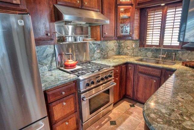 203 Francis Cove, Surfside Beach, TX 77541