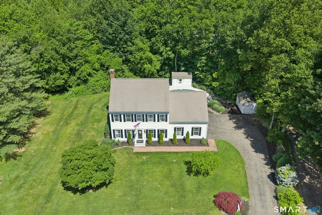 35 Pheasant Lane, Hamden, CT 06518