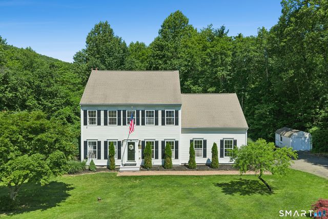 35 Pheasant Lane, Hamden, CT 06518