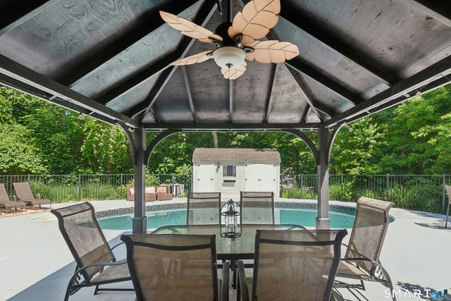 35 Pheasant Lane, Hamden, CT 06518