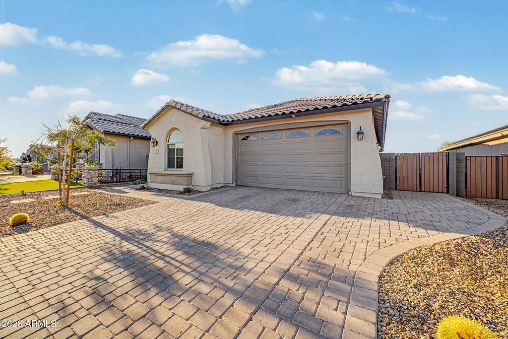 15130 W MORELAND Street, Goodyear, AZ 85338 — photo 5