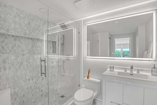 2295 S Ocean Boulevard 321, Palm Beach, FL 33480
