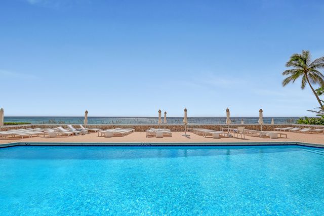 2295 S Ocean Boulevard 321, Palm Beach, FL 33480