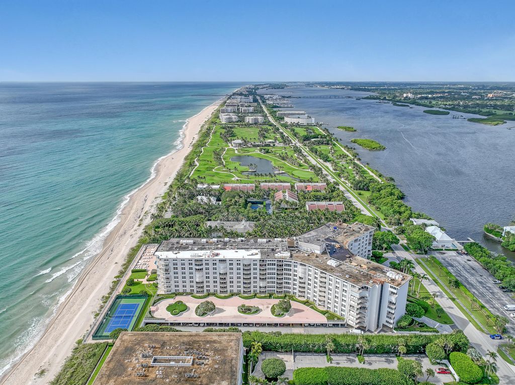2295 S Ocean Boulevard 321, Palm Beach, FL 33480