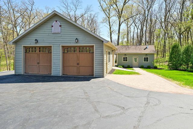 N4161 Kenney LANE, Delavan, WI 53115