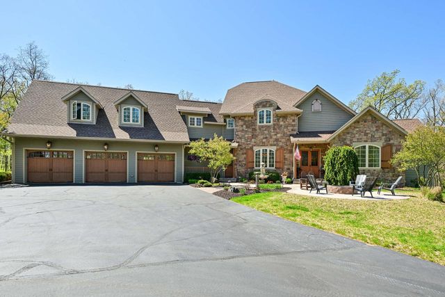 N4161 Kenney LANE, Delavan, WI 53115