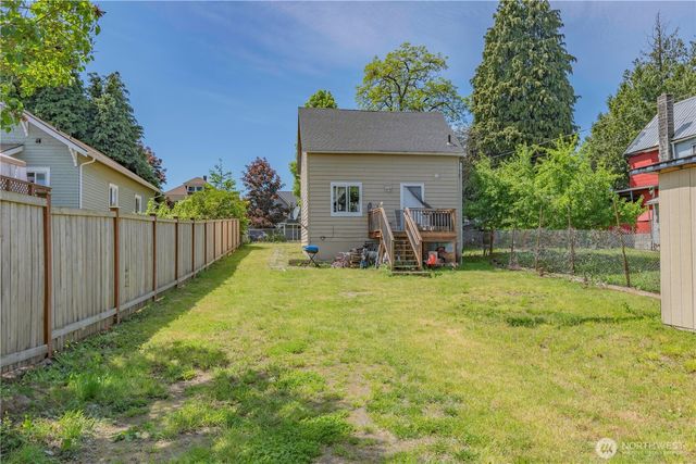 1939 S L Street, Tacoma, WA 98405