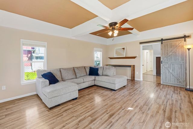 1939 S L Street, Tacoma, WA 98405
