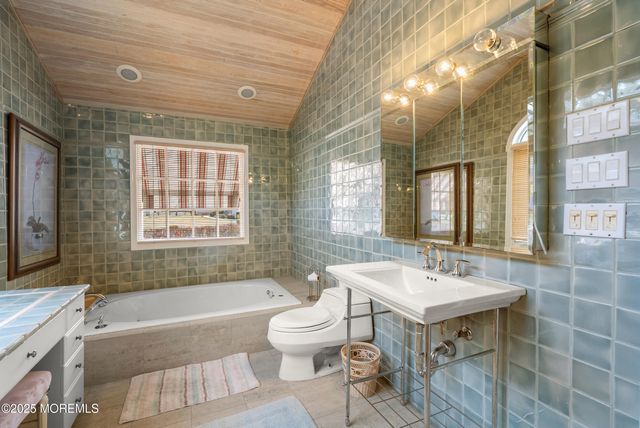 4 Lawrence Avenue, West Long Branch, NJ 07764