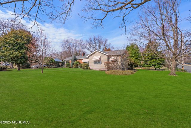 4 Lawrence Avenue, West Long Branch, NJ 07764