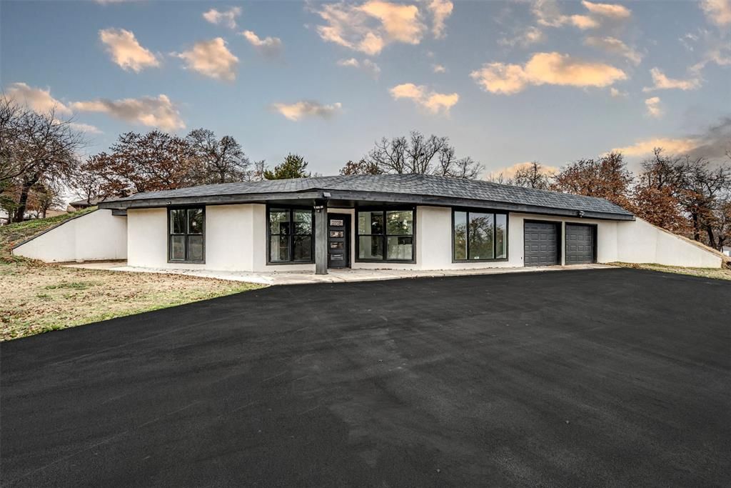 14711 SE 23rd Street, Choctaw, OK 73020