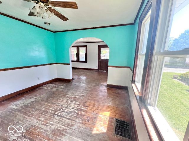 5222 E Saint Clair Street, Indianapolis, IN 46219