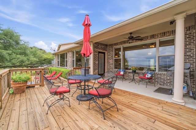 259 Memphis Bell Road, Trinity, TX 75862