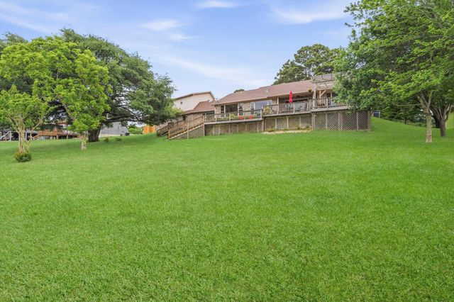 259 Memphis Bell Road, Trinity, TX 75862