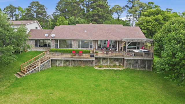 259 Memphis Bell Road, Trinity, TX 75862
