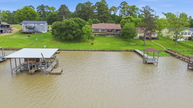 259 Memphis Bell Road, Trinity, TX 75862