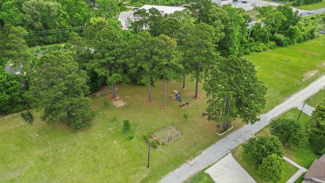 259 Memphis Bell Road, Trinity, TX 75862
