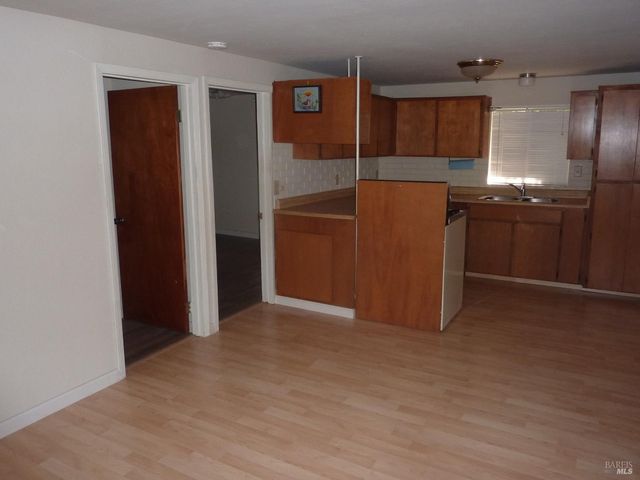 548 Milani Dr, Ukiah, CA 95482