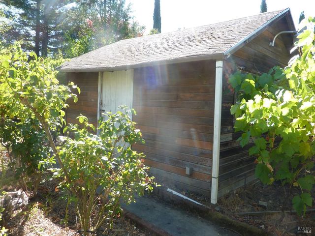 548 Milani Dr, Ukiah, CA 95482