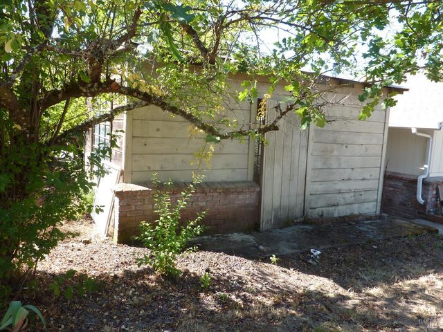 548 Milani Dr, Ukiah, CA 95482