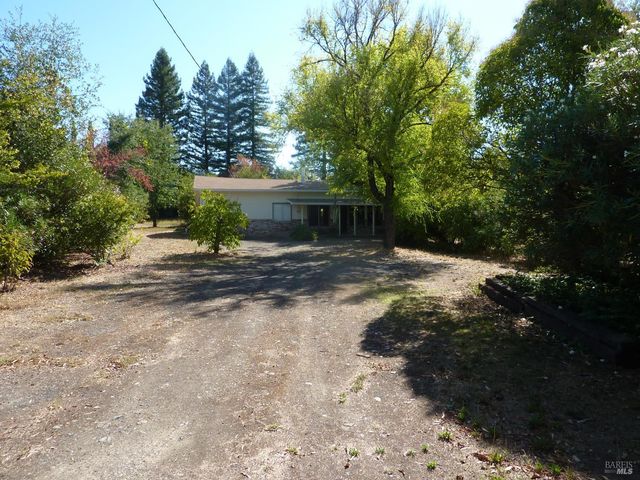 548 Milani Dr, Ukiah, CA 95482
