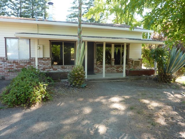 548 Milani Dr, Ukiah, CA 95482