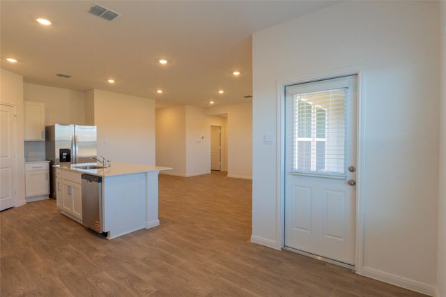 223 Las Lomas DR, San Marcos, TX 78666