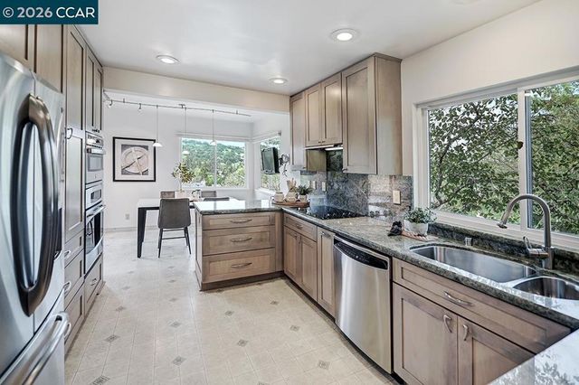 2635 Saklan Indian Dr 3, Walnut Creek, CA 94595