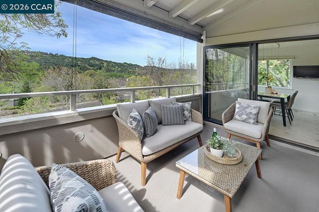 2635 Saklan Indian Dr 3, Walnut Creek, CA 94595