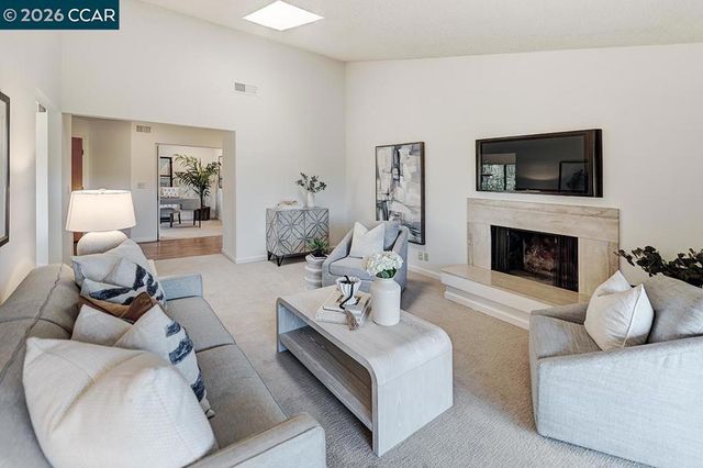 2635 Saklan Indian Dr 3, Walnut Creek, CA 94595