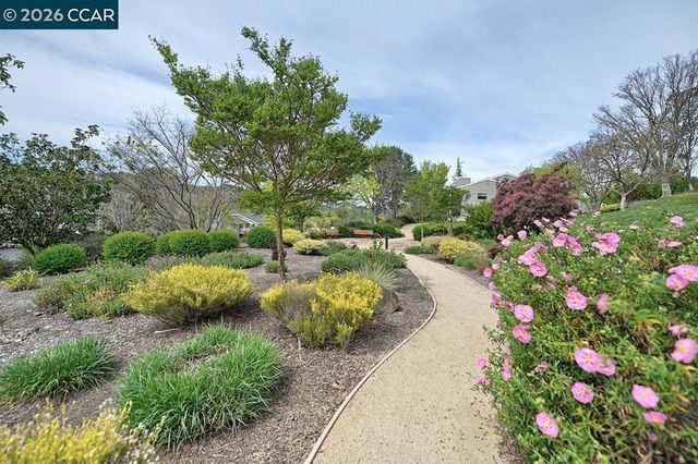 2635 Saklan Indian Dr 3, Walnut Creek, CA 94595