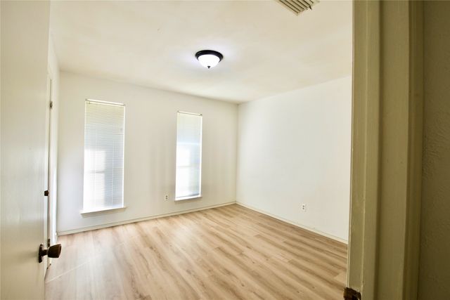 2021 Mill Pond Road, Garland, TX 75044