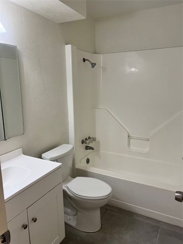 2021 Mill Pond Road, Garland, TX 75044