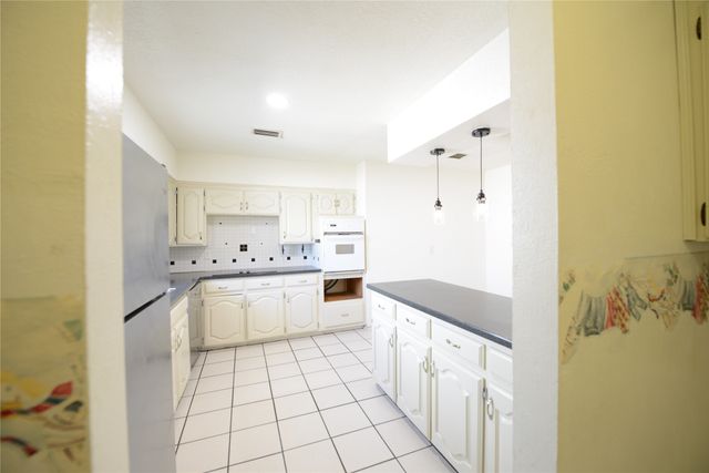 2021 Mill Pond Road, Garland, TX 75044