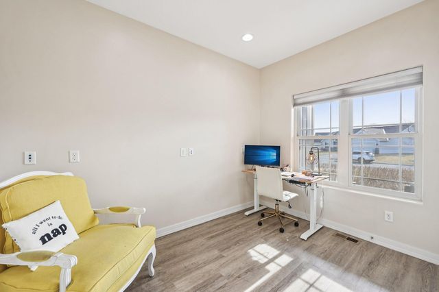 926 Bluff Heights Drive SE, Lonsdale, MN 55046