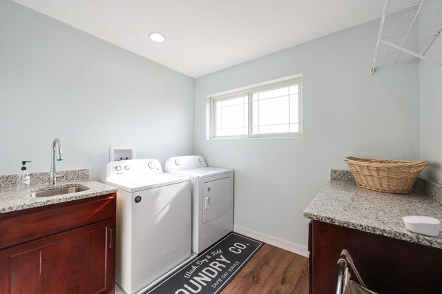 926 Bluff Heights Drive SE, Lonsdale, MN 55046